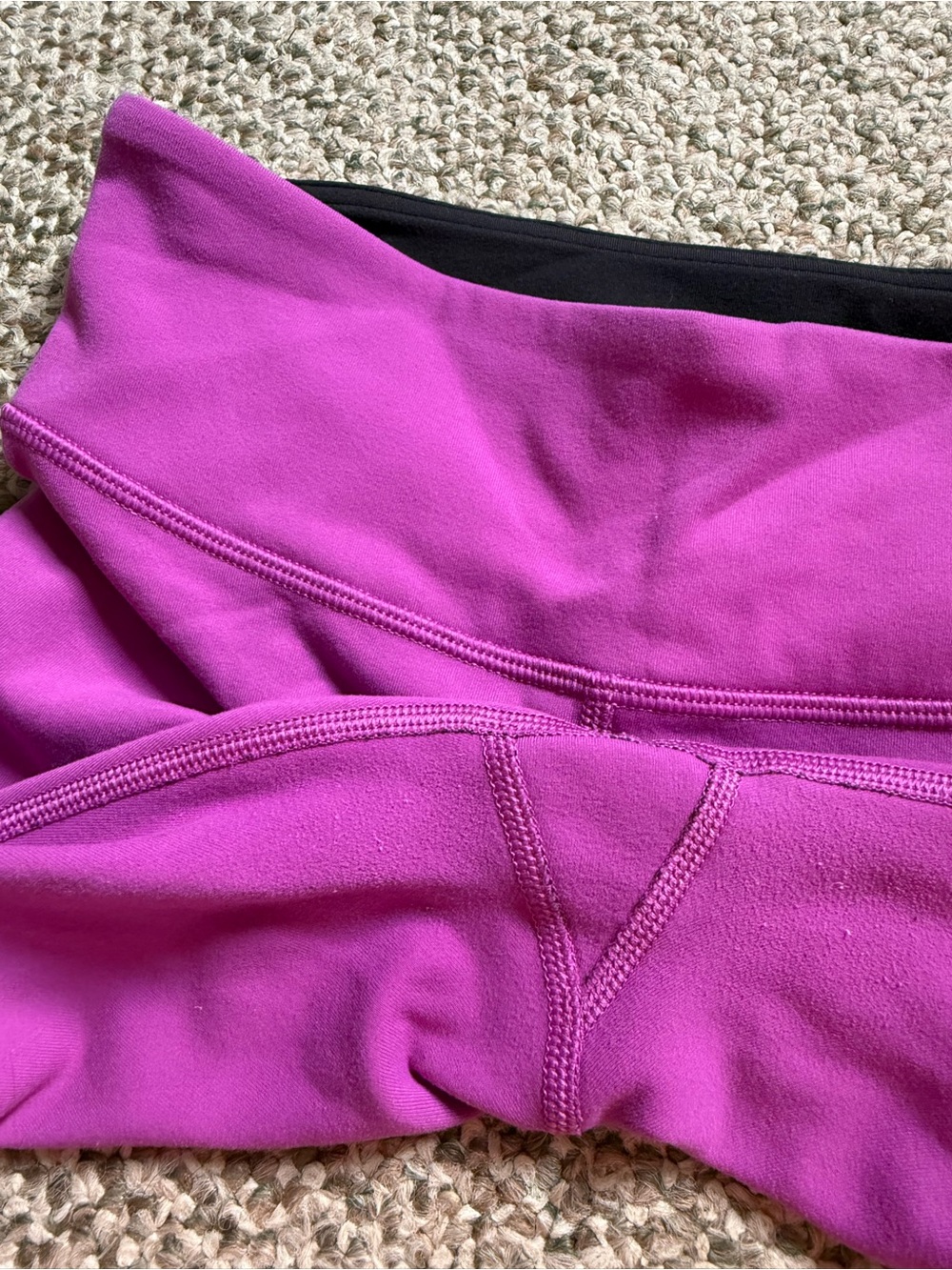 Lululemon Wunder Under Crop *Reversible Size 6 - Picture 5 of 8